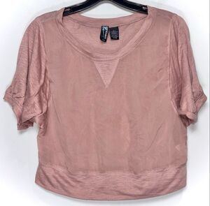 Weavers pink crop top size large